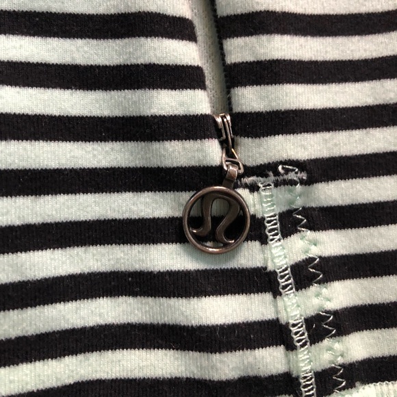 Lululemon Daily Yoga Jacket - Picture 10 of 12